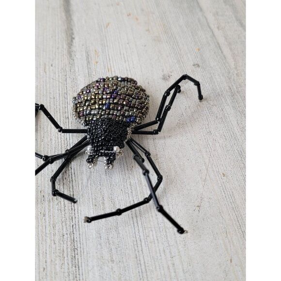 Unique beaded spider set Halloween prop Decor creepy scary - Picture 6 of 8